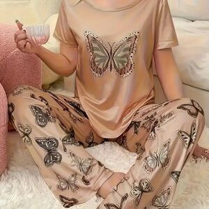 Butterfly Print Pajama Set Tan Bronze Women’s Plus Size XL